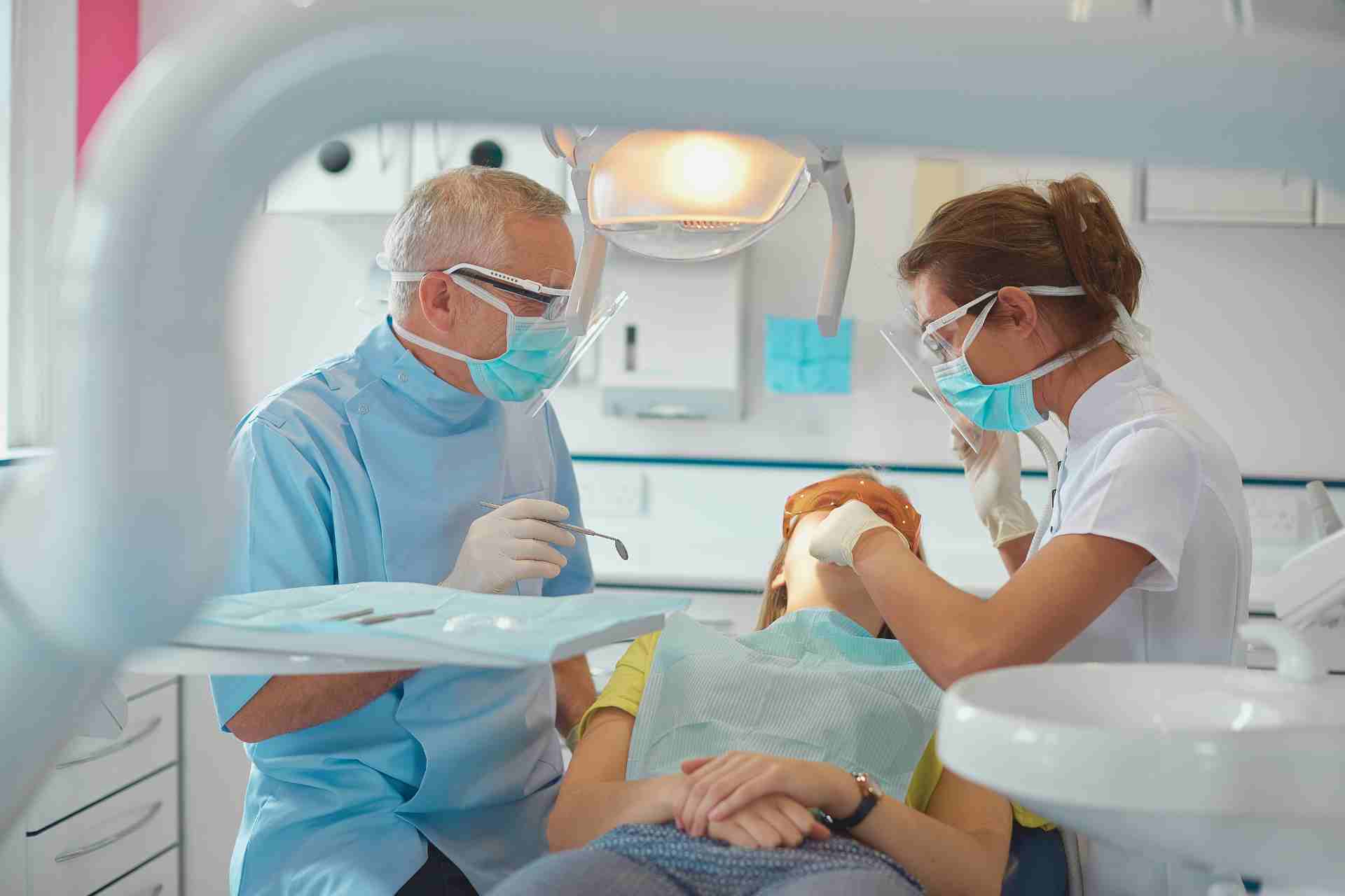 Dentist in Monclova, OH